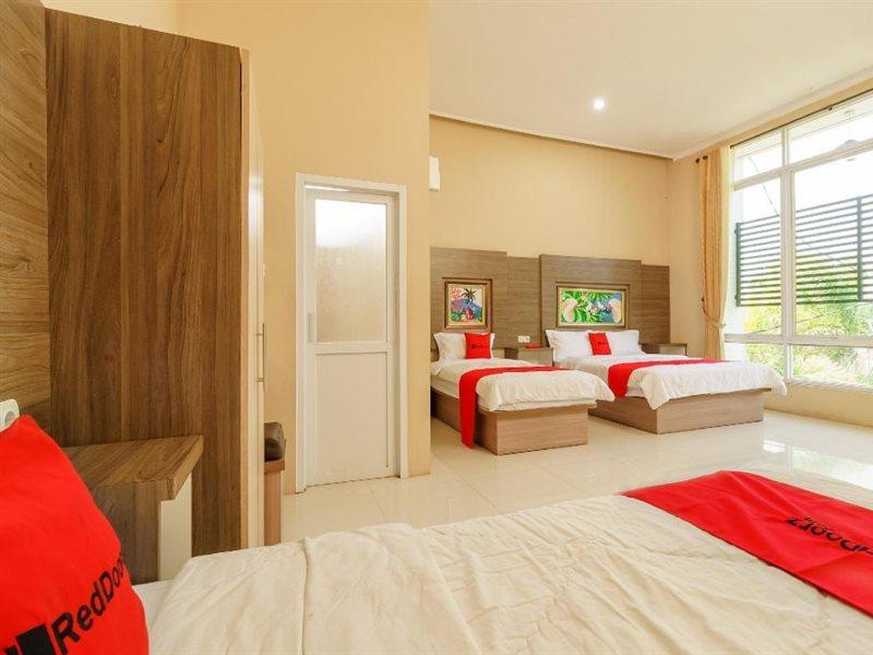 Reddoorz Resort Premium @ Sangkan Hurip Кунинган Екстериор снимка