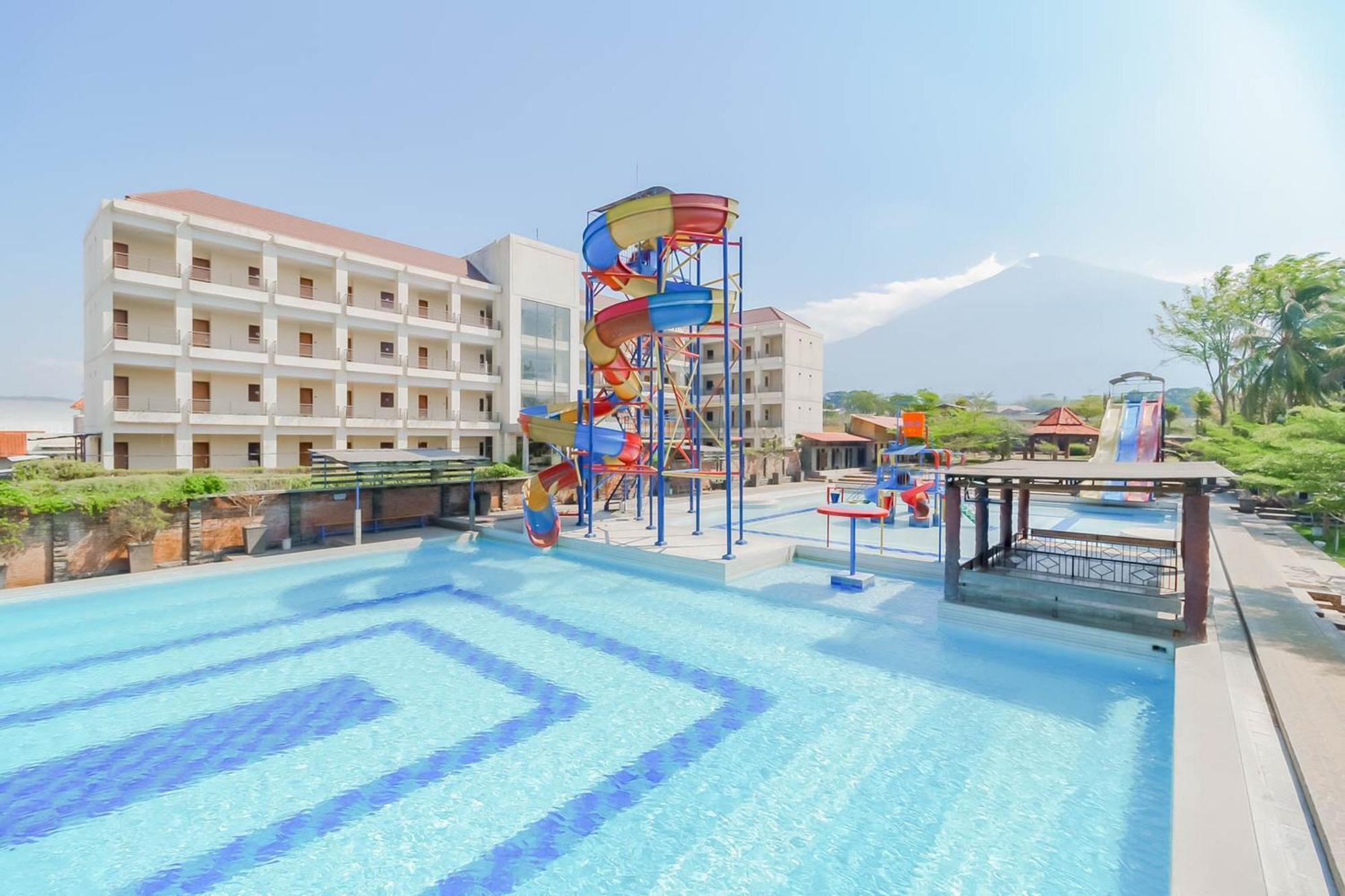 Reddoorz Resort Premium @ Sangkan Hurip Кунинган Екстериор снимка