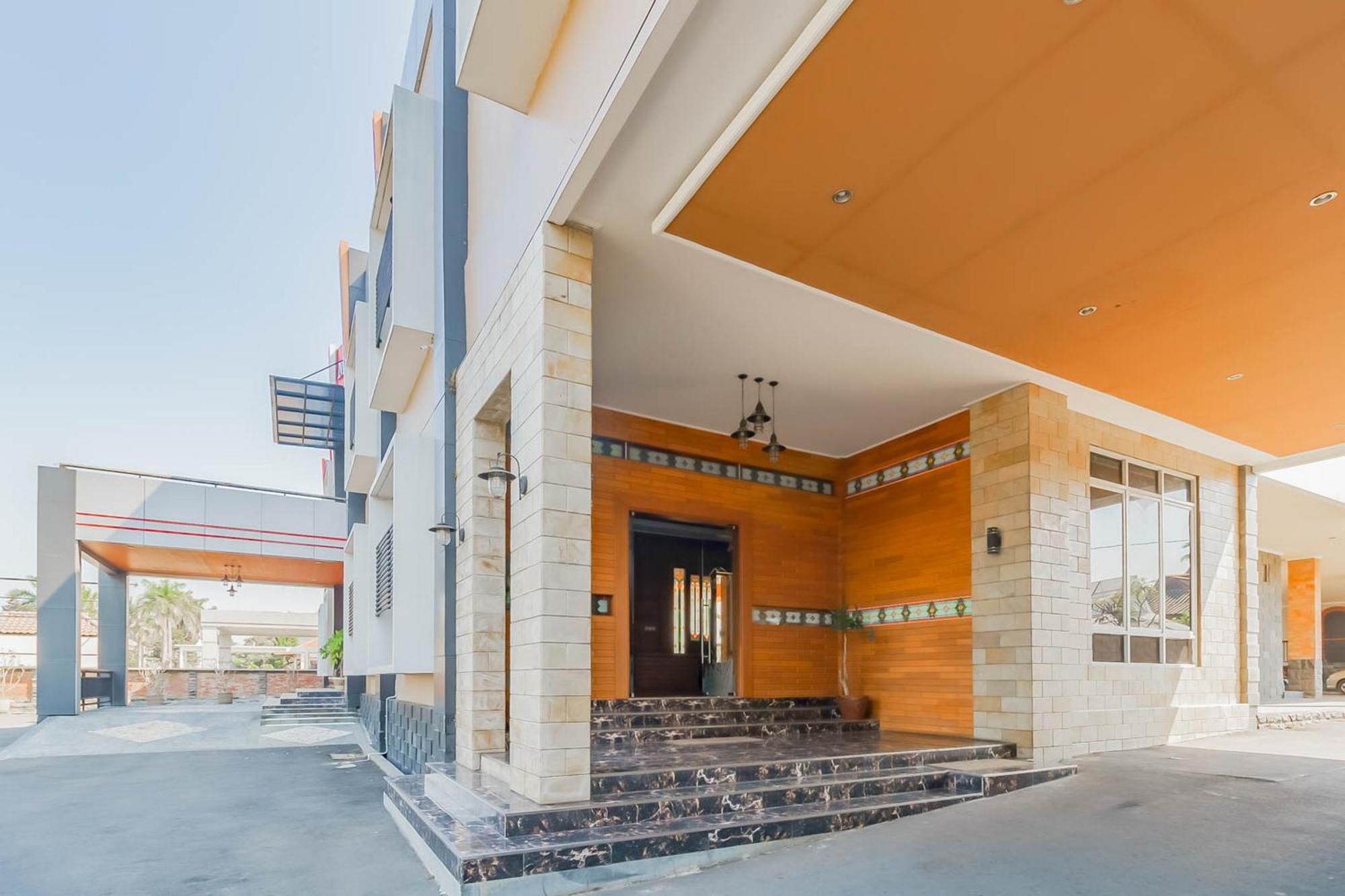 Reddoorz Resort Premium @ Sangkan Hurip Кунинган Екстериор снимка