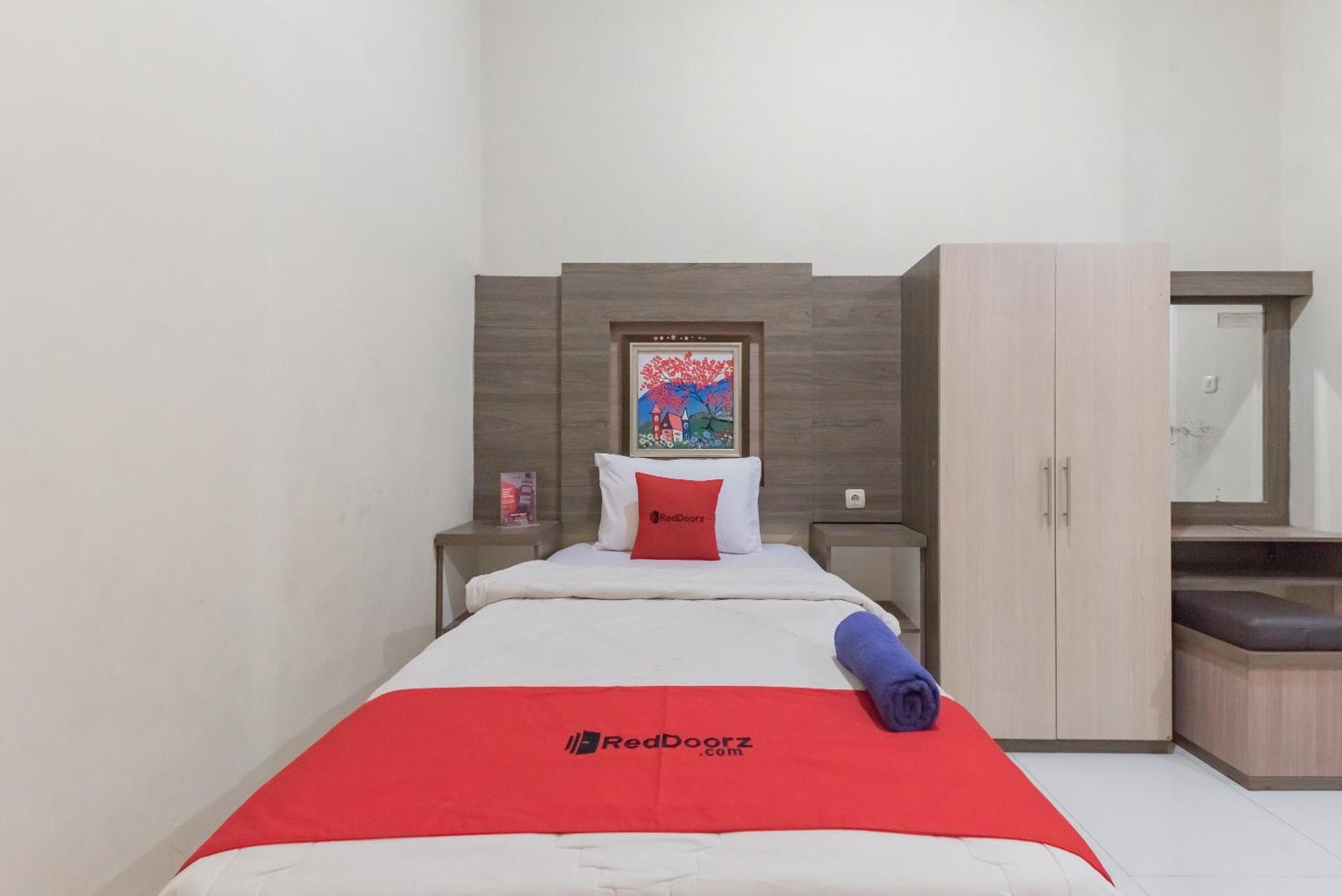 Reddoorz Resort Premium @ Sangkan Hurip Кунинган Екстериор снимка