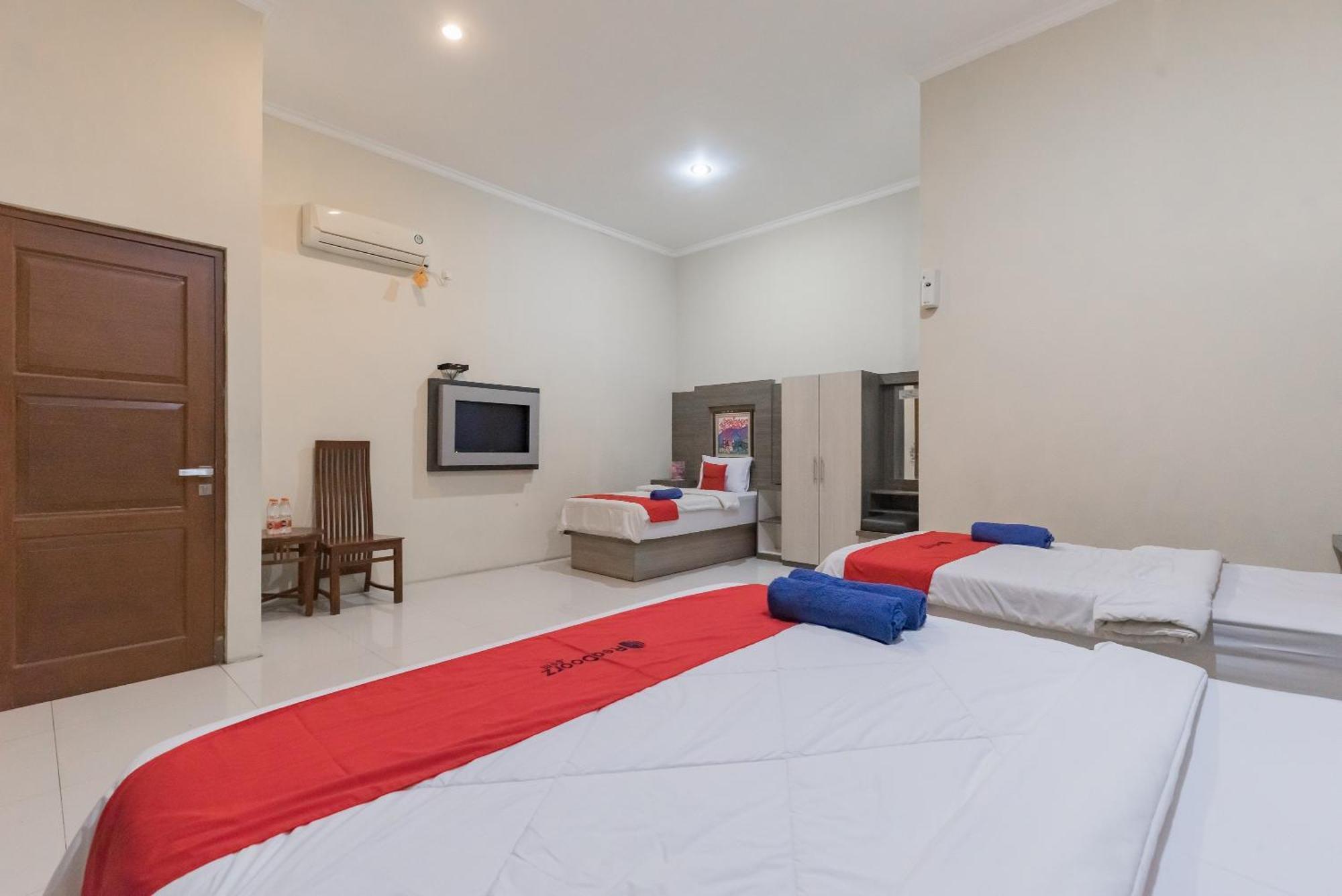 Reddoorz Resort Premium @ Sangkan Hurip Кунинган Екстериор снимка