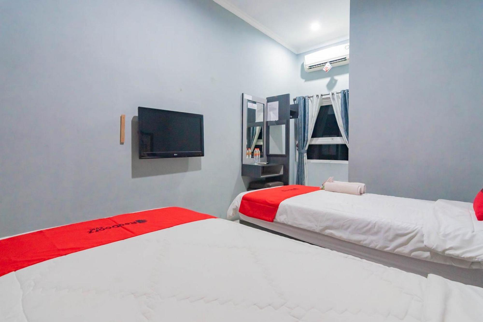 Reddoorz Resort Premium @ Sangkan Hurip Кунинган Екстериор снимка