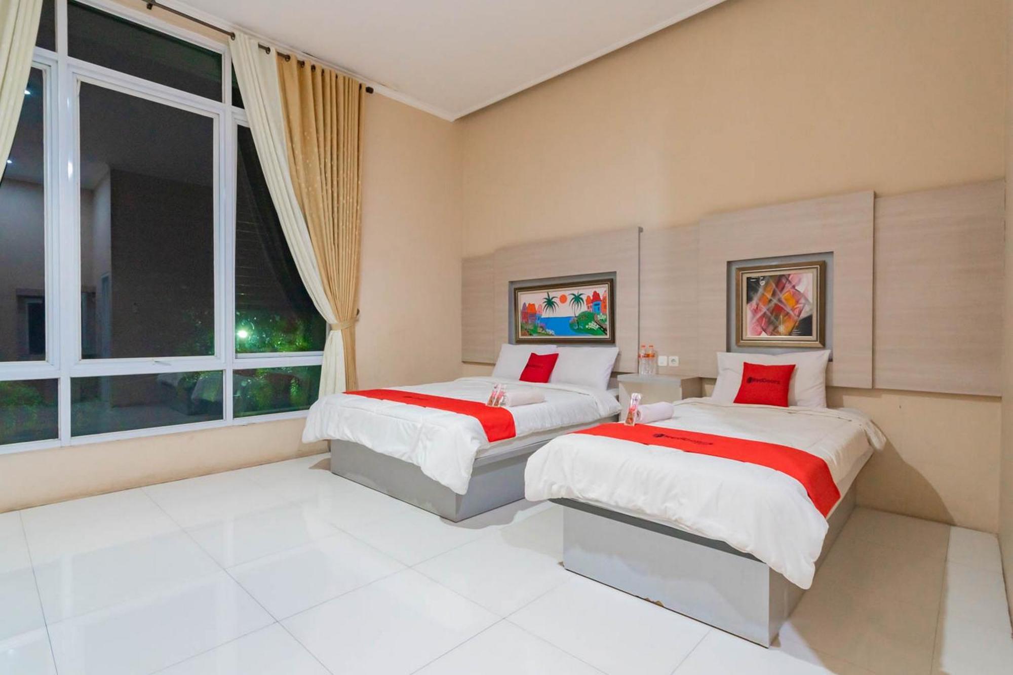 Reddoorz Resort Premium @ Sangkan Hurip Кунинган Екстериор снимка