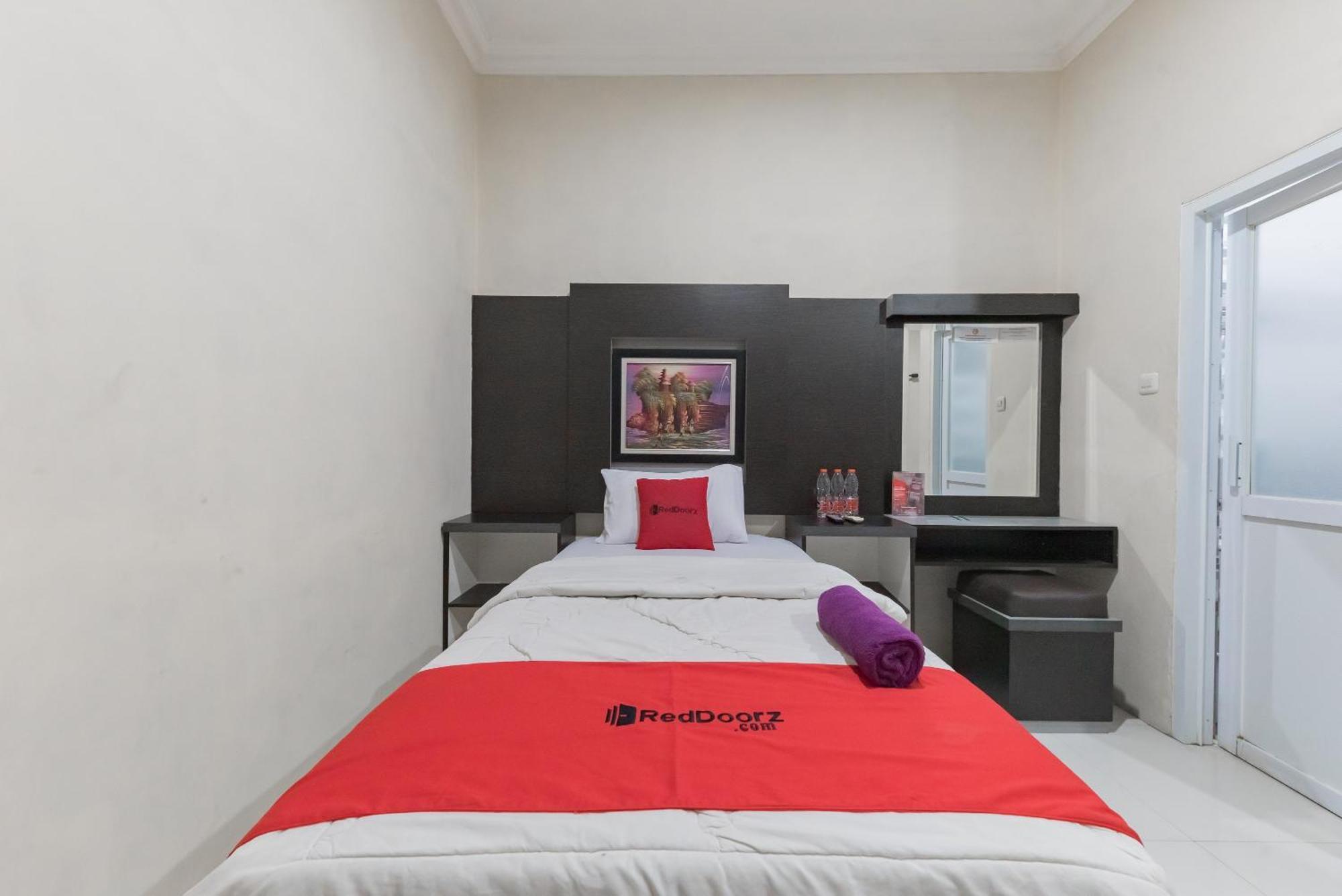 Reddoorz Resort Premium @ Sangkan Hurip Кунинган Екстериор снимка